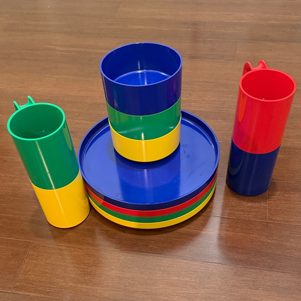 Vintage Vignelli Heller Colorful Stacking Cups and Plates Set -4 place settings